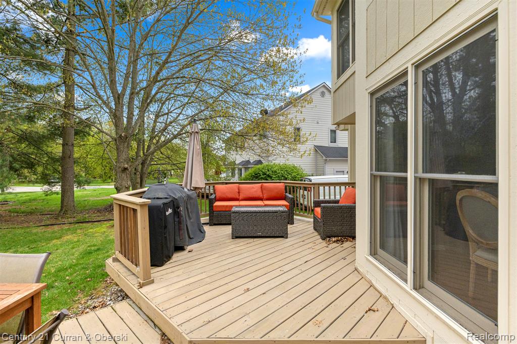 1424 Woodbridge Lane, Wixom, MI 48393 — Photo 69