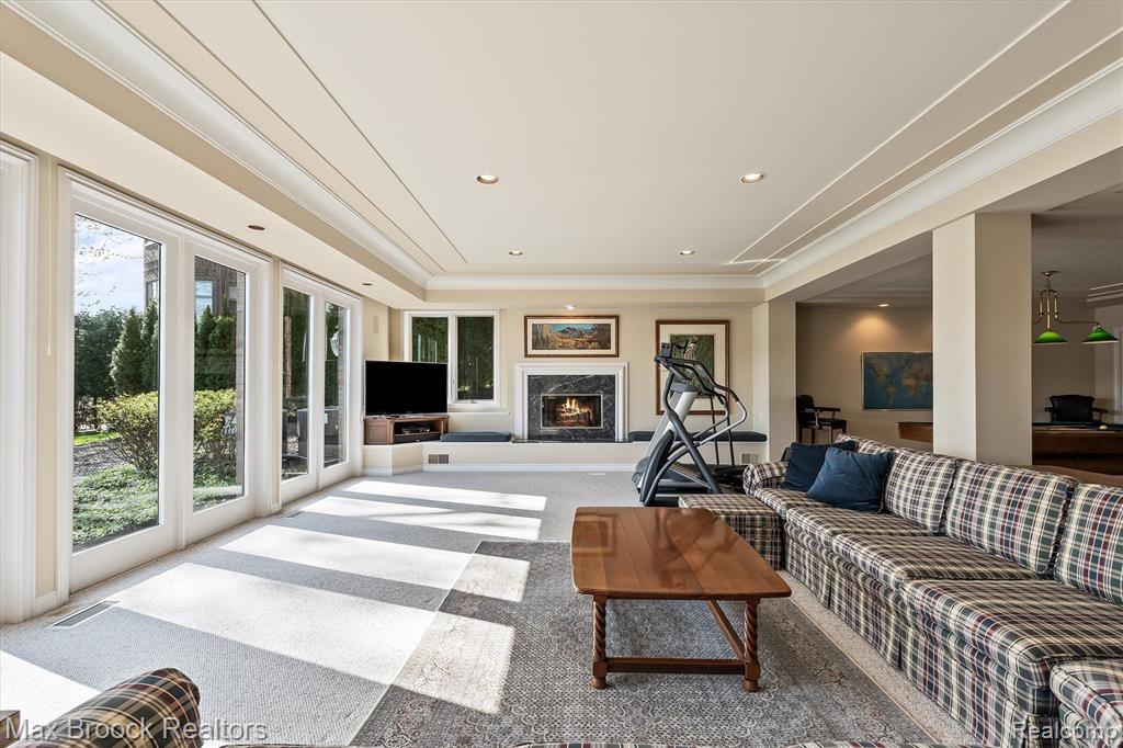 1832 Long Lake Shore Drive, Bloomfield Hills, MI 48302 — Photo 64