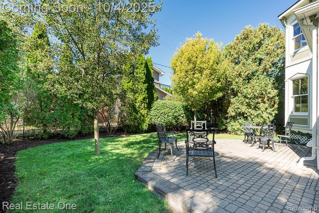 402 W 4th Street, Rochester, MI 48307 — Photo 34
