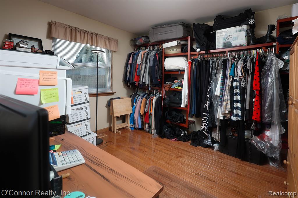 3082 Stoneybrook Lane, Port Huron, MI 48060 — Photo 18