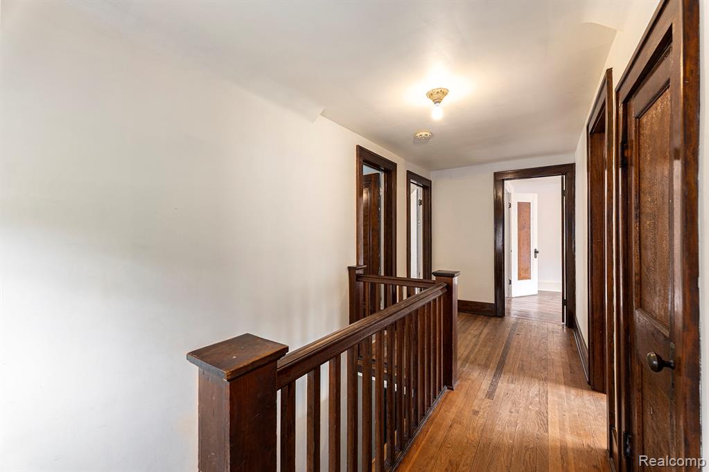 8238 Clinton River Road, Sterling Heights, MI 48314 — Photo 21