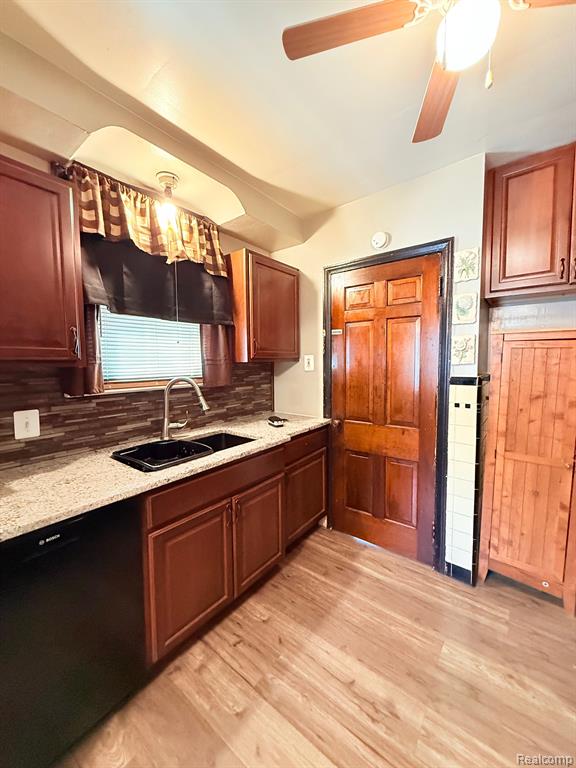 9583 RUTLAND Street, Detroit, MI 48227 — Photo 10
