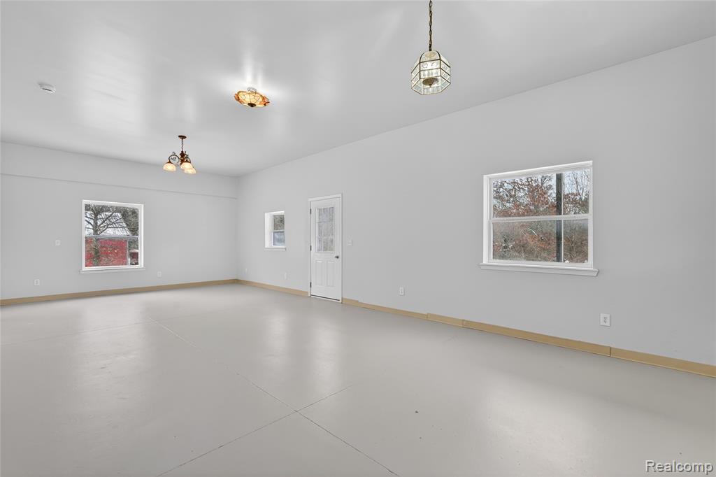9624 Bridge Lake Road, Clarkston, MI 48348 — Photo 17