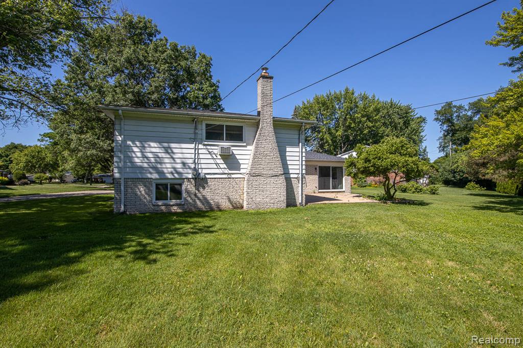 4290 FROSTWOOD, Troy, MI 48098 — Photo 2