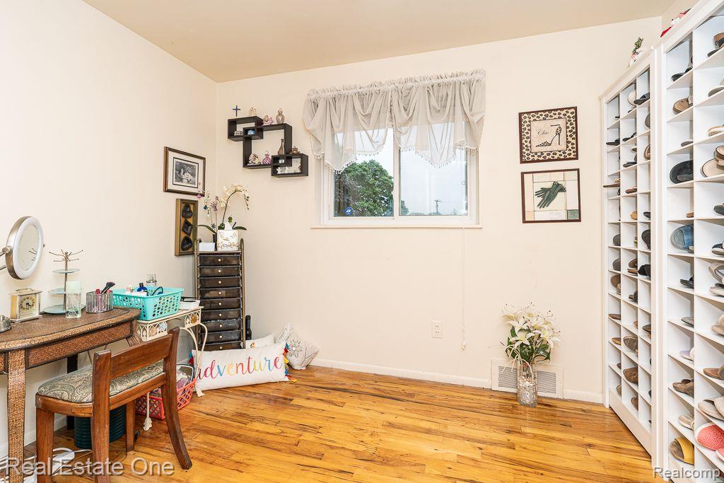 39553 Rambler Drive, Sterling Heights, MI 48313 — Photo 27