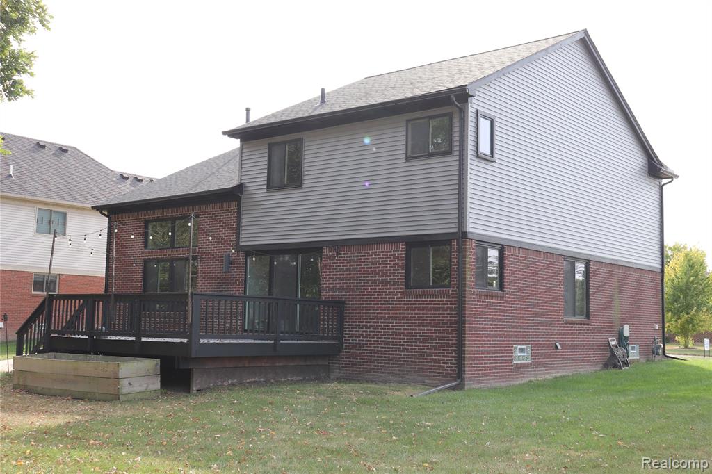 52424 Walnut Drive, Chesterfield, MI 48047 — Photo 34