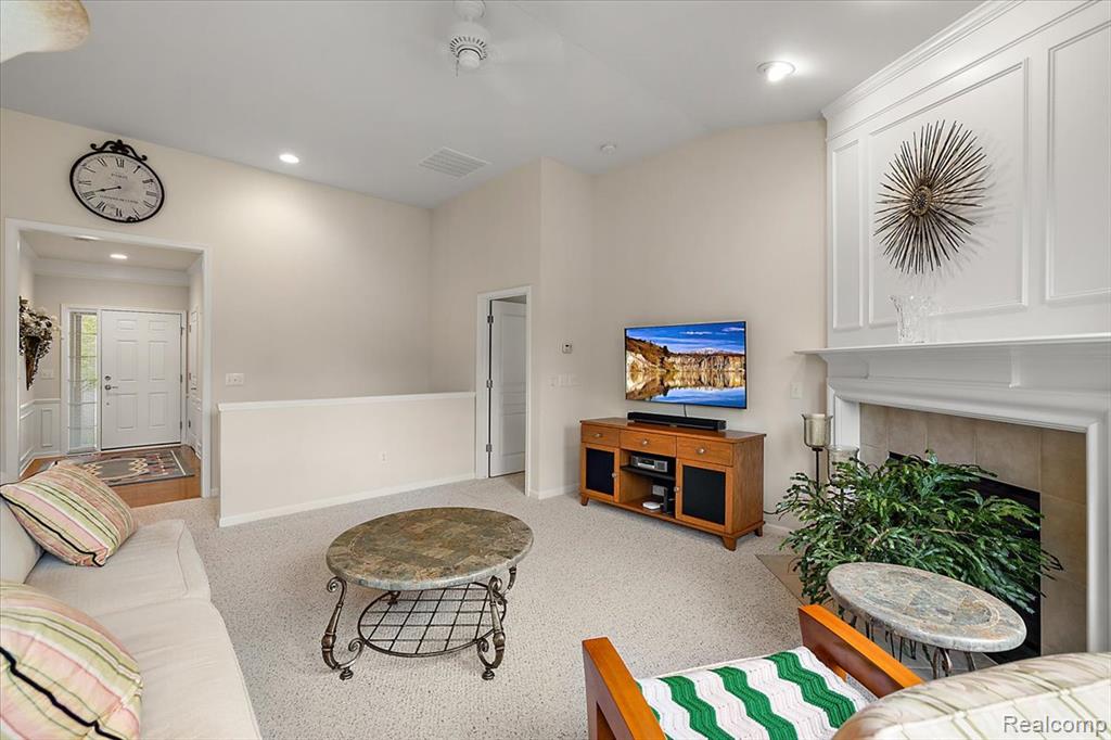 49676 Broadacre Drive, 63, Macomb, MI 48042 — Photo 7