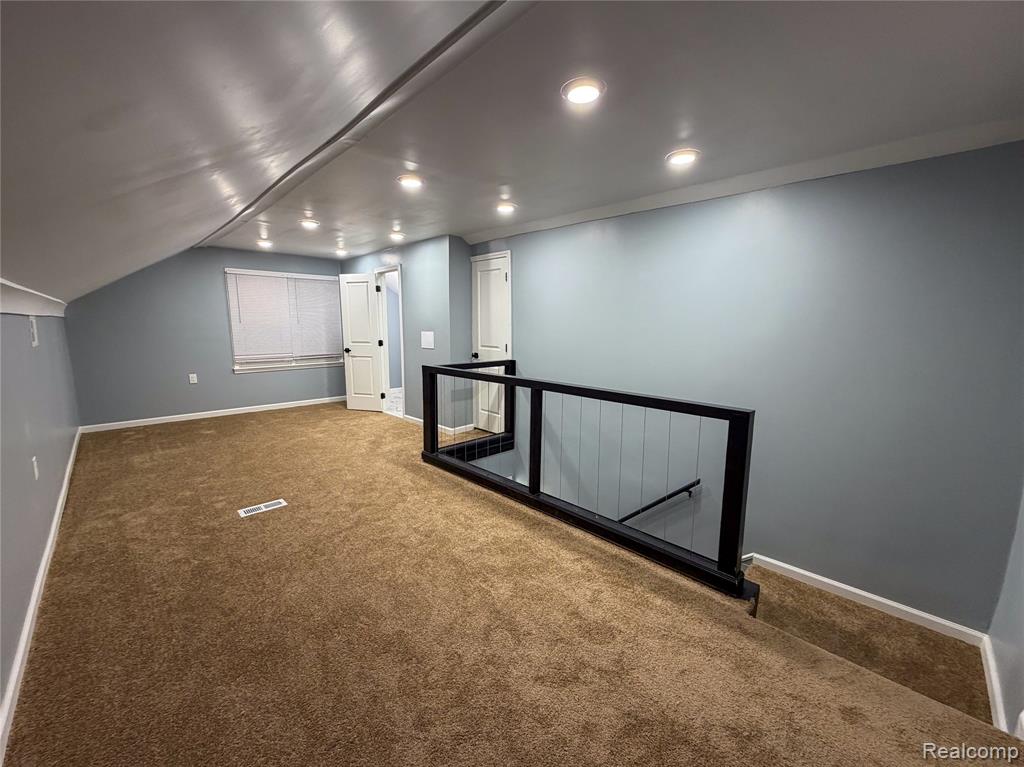19009 Ashton Avenue, Detroit, MI 48219 — Photo 15