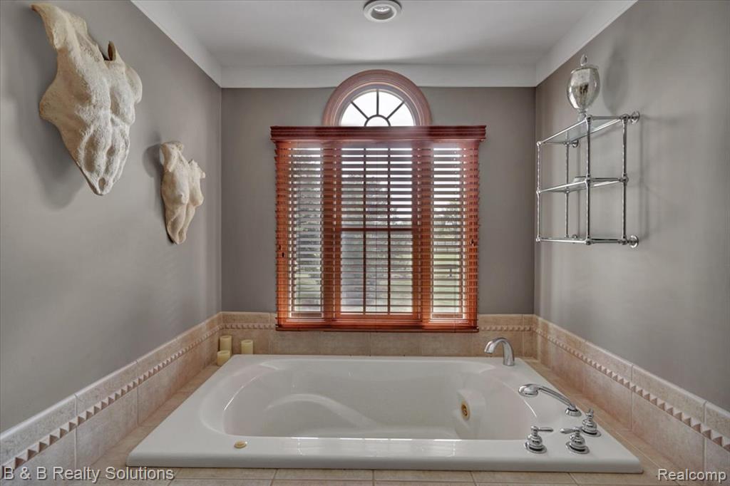 111 Amy Lynn Court, Metamora, MI 48455 — Photo 34