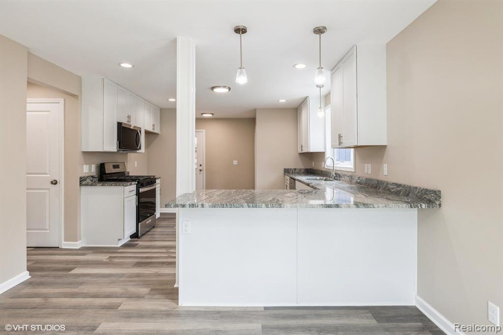 4170 NAVARRA, White Lake, MI 48383 — Photo 4