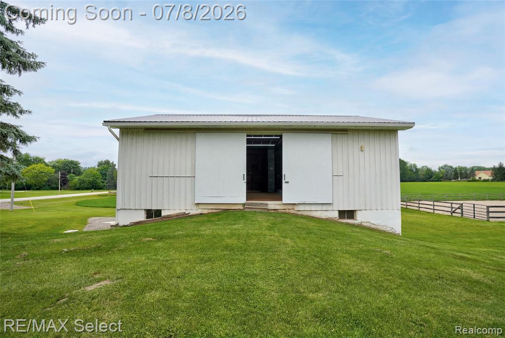 11025 Davison Road, Davison, MI 48423 — Photo 14