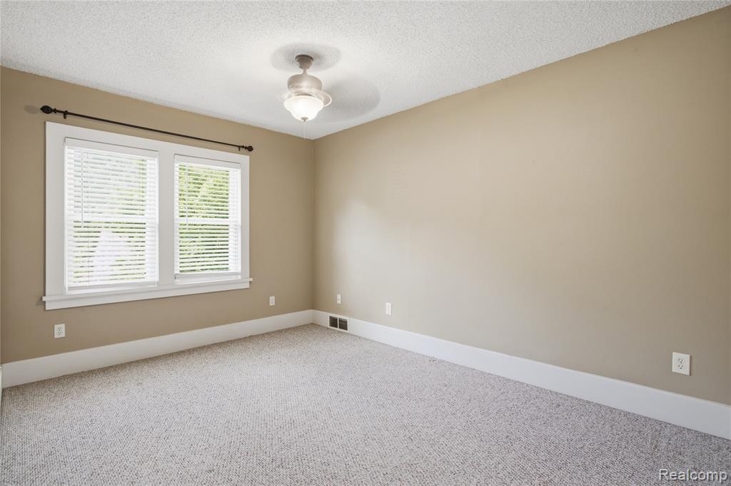 536 E Maplehurst Street, Ferndale, MI 48220 — Photo 26