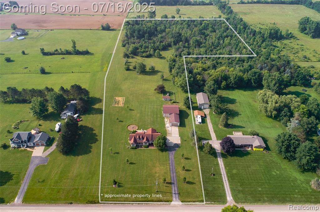 7366 E Maple Avenue, Grand Blanc, MI 48439 — Photo 4