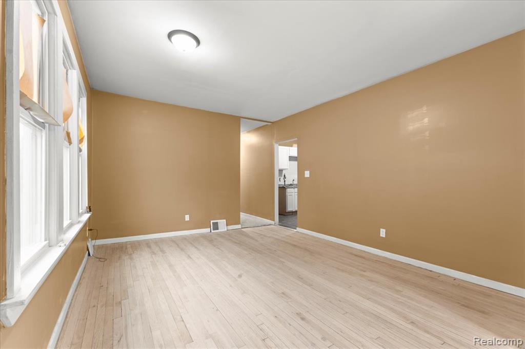 9662 Broadstreet Avenue, Detroit, MI 48204 — Photo 38