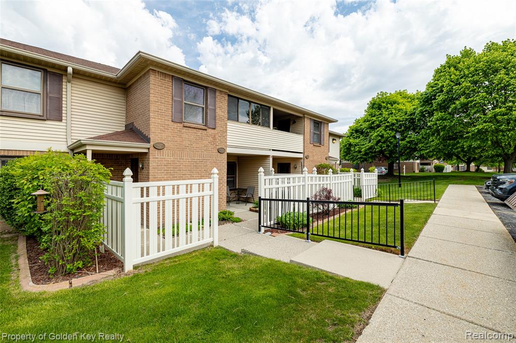 19625 Northridge Drive - Photo 2