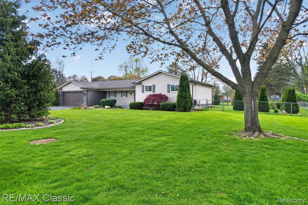 3566 South Boulevard, Bloomfield Hills, MI 48304 — Photo 36