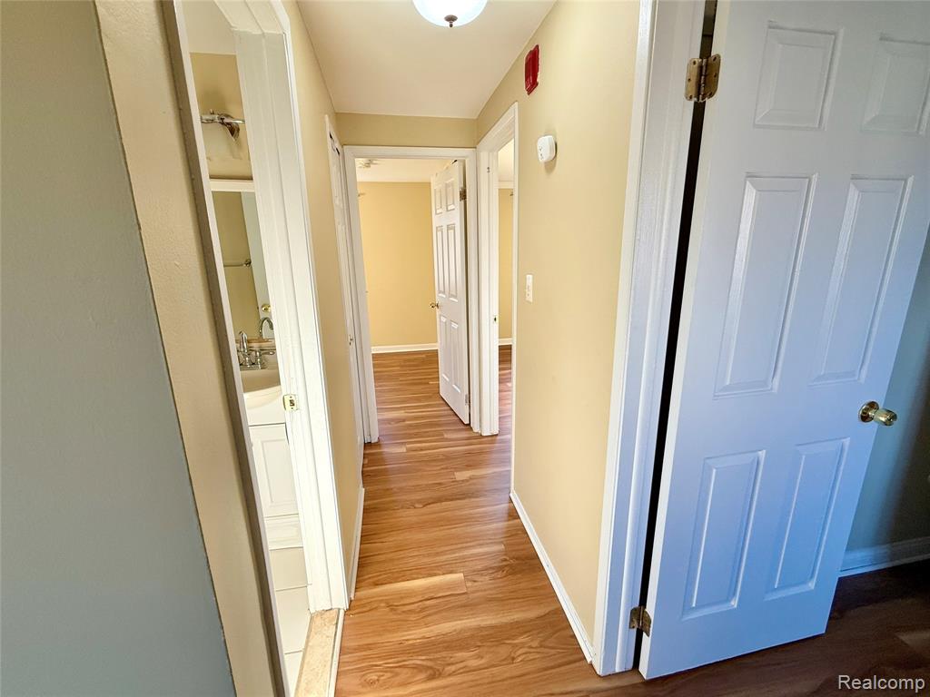 44563 SAVERY Drive, Canton, MI 48187 — Photo 26