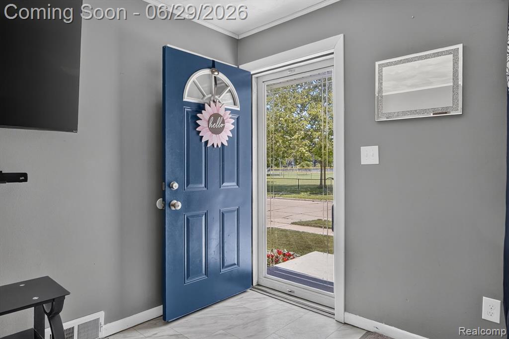 672 8th Street, Wyandotte, MI 48192 — Photo 6