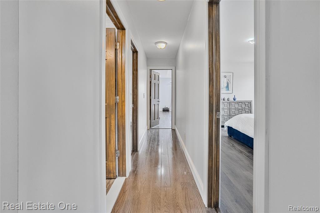 6067 N Vernon Street, Dearborn Heights, MI 48127 — Photo 24