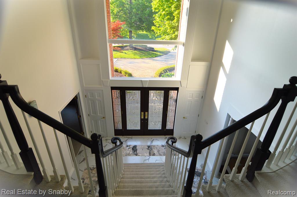 4096 Oak Tree Circle, Rochester, MI 48306 — Photo 17