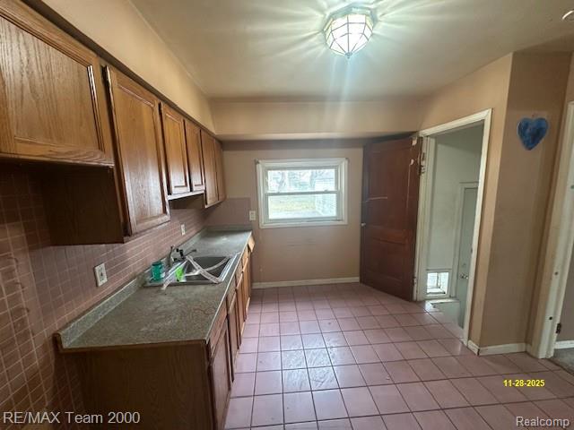 9964 Norborne, Redford, MI 48239 — Photo 9