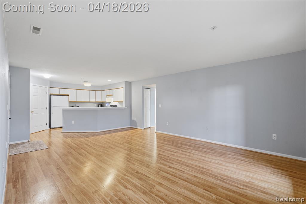 1307 MILLBROOK Trail, Ann Arbor, MI 48108 — Photo 8