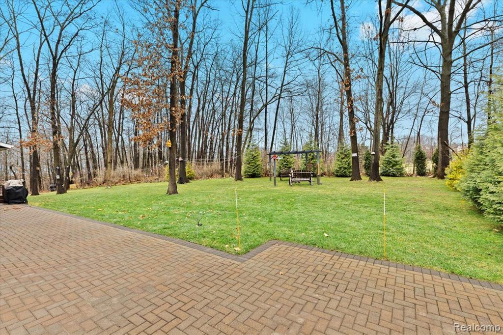 4377 BOOTJACK Trail, Howell, MI 48843 — Photo 33