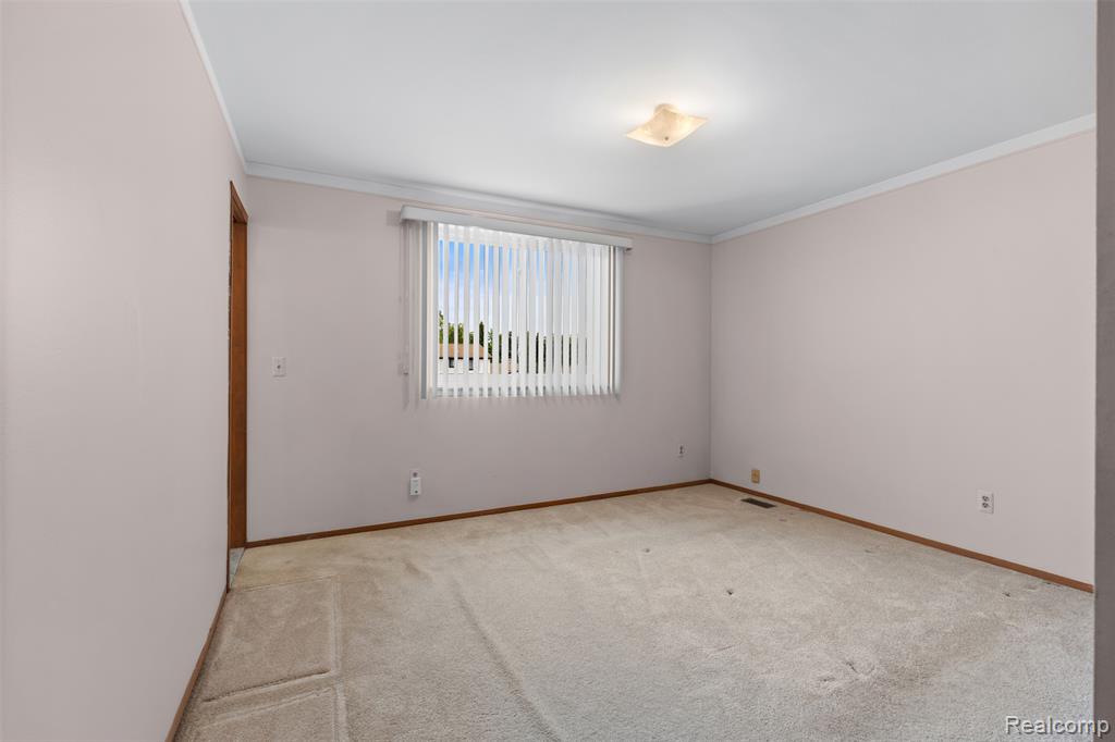 4210 Wingate Drive, Sterling Heights, MI 48310 — Photo 31