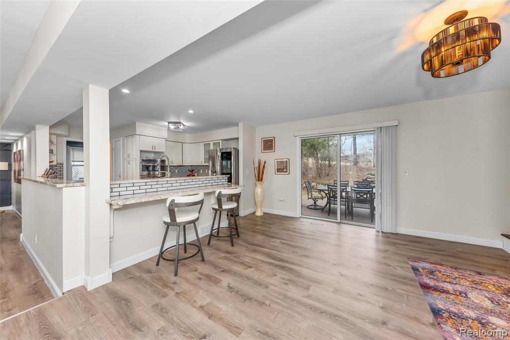4710 Whitman Circle, Ann Arbor, MI 48103 — Photo 15
