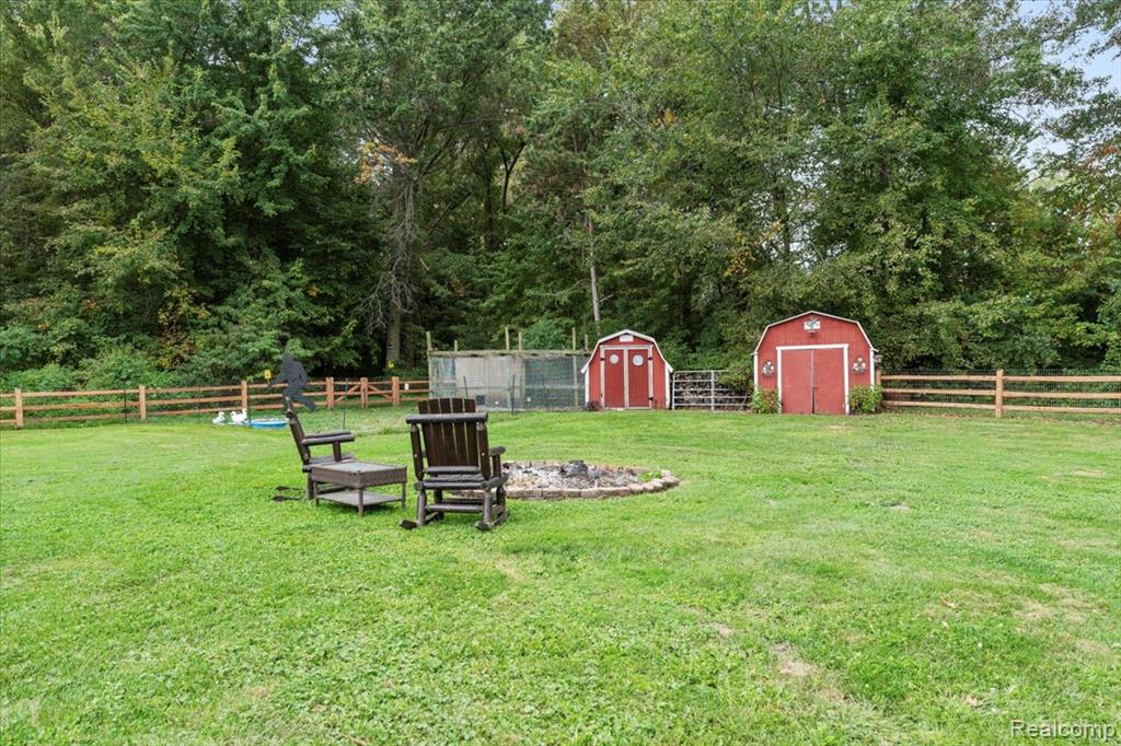 6411 W Newburg Road, Carleton, MI 48117 — Photo 31