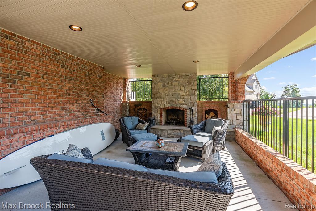63334 TURNBERRY Way, Washington, MI 48095 — Photo 62