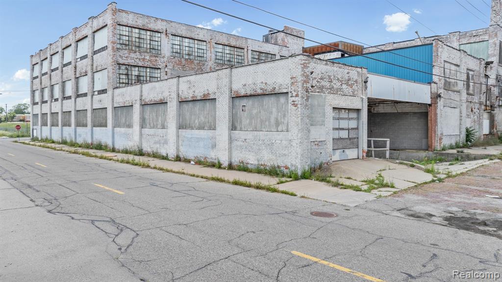 4400 Lawton Street - Photo 2