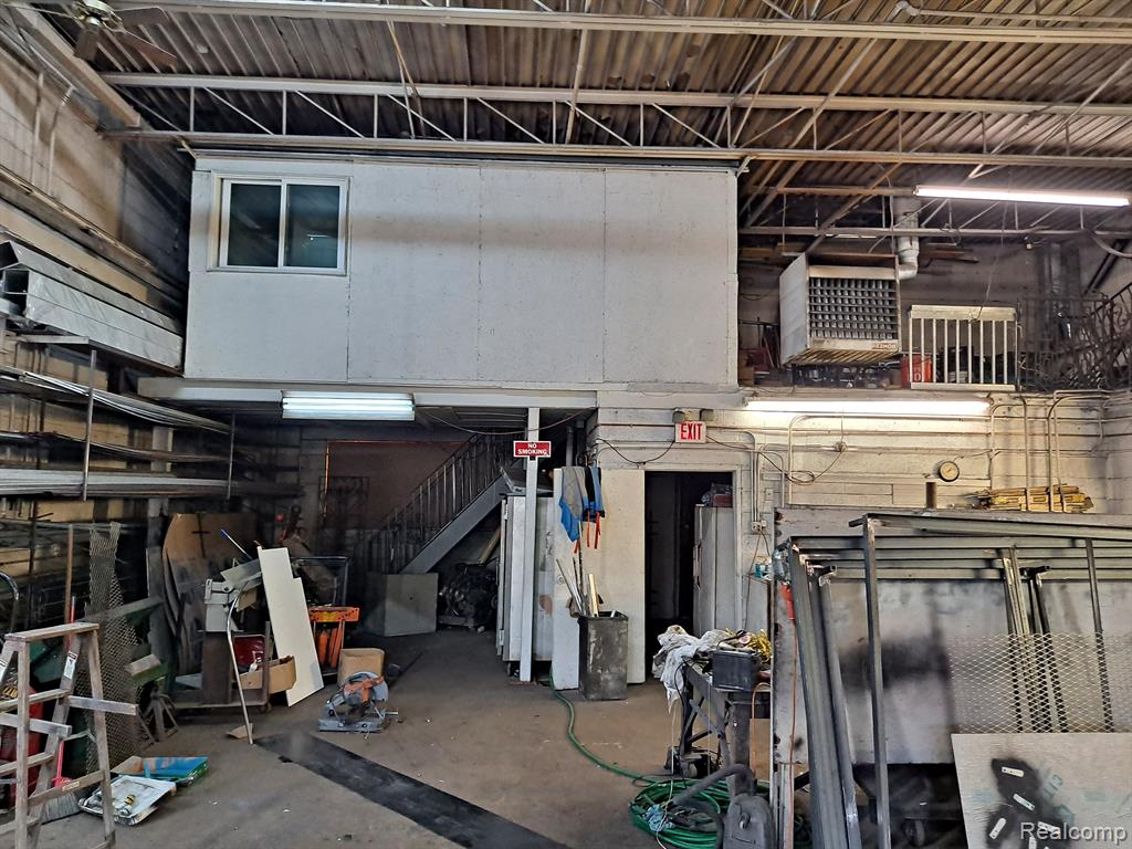 13118 E 9 MILE Road, Warren, MI 48089 — Photo 2