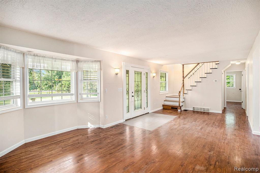 5974 W OREGON Road, Lapeer, MI 48446 — Photo 6