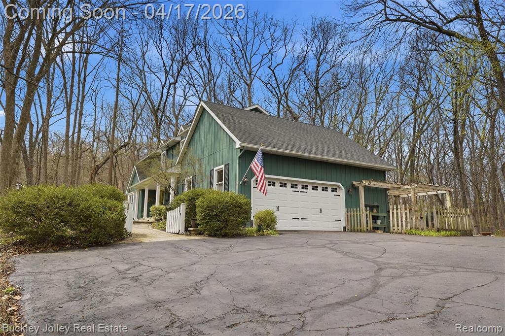 539 Bonnie Circle, Howell, MI 48843 — Photo 36