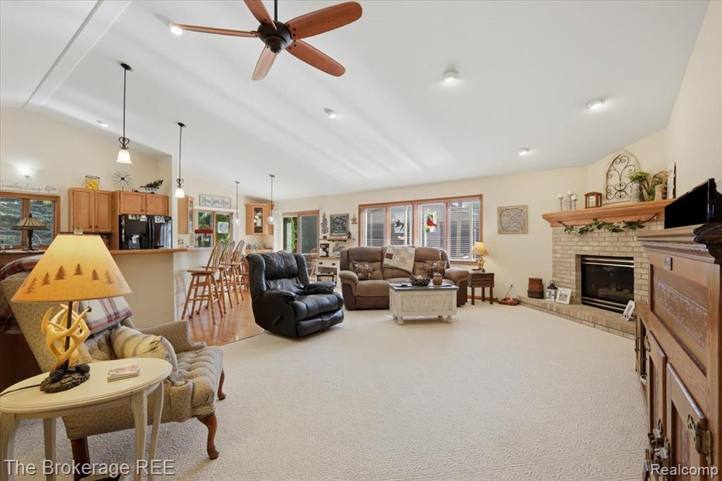6057 Center Road, Grand Blanc, MI 48439 — Photo 16