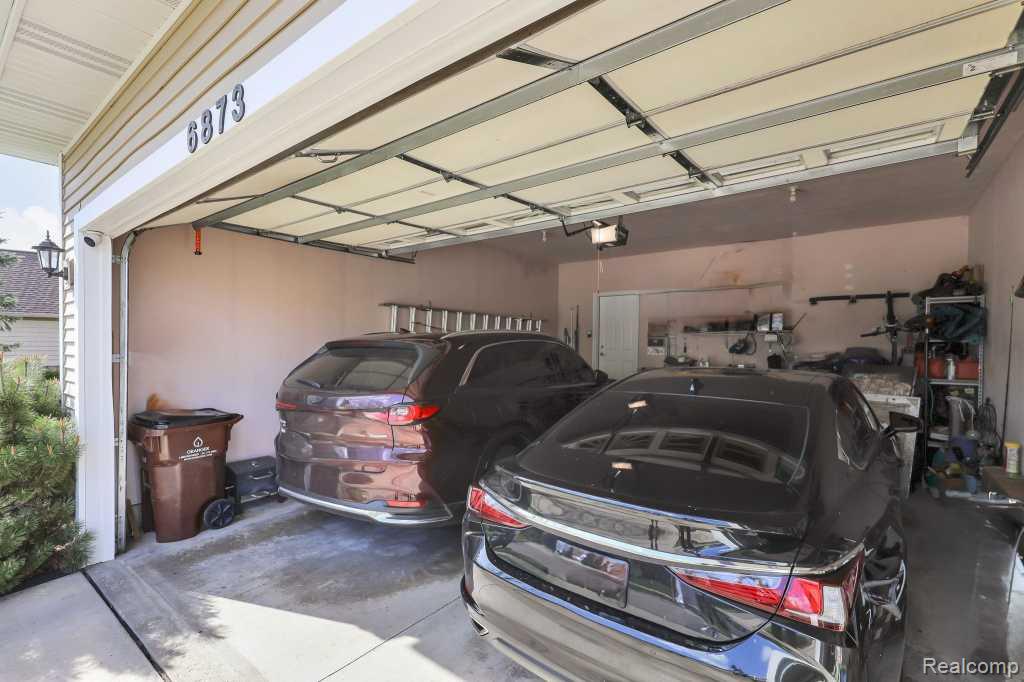 6873 Abbey Lane, Grand Ledge, MI 48837 — Photo 30