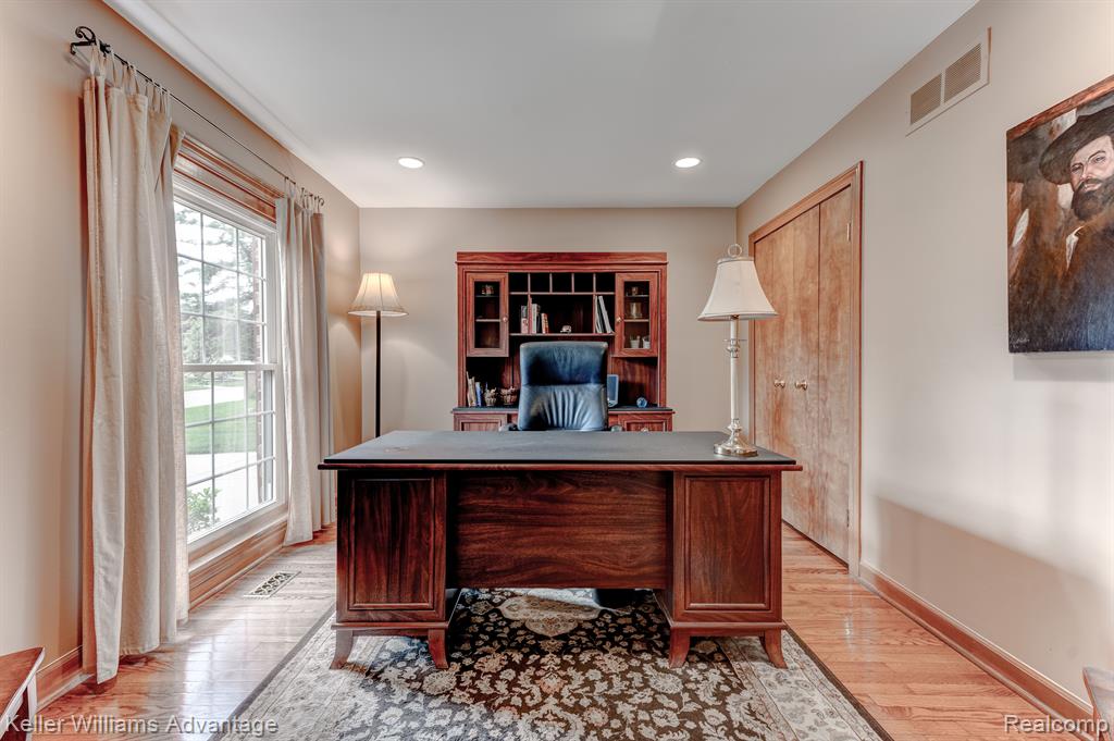41451 Waterfall Road, Northville, MI 48168 — Photo 10