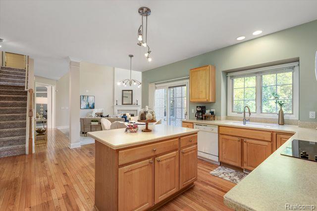 7567 WINDGATE Circle, West Bloomfield, MI 48323 — Photo 29