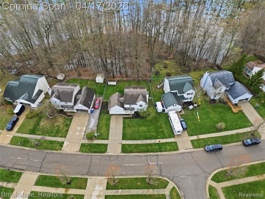 569 Cove View Drive, Waterford, MI 48327 — Photo 44