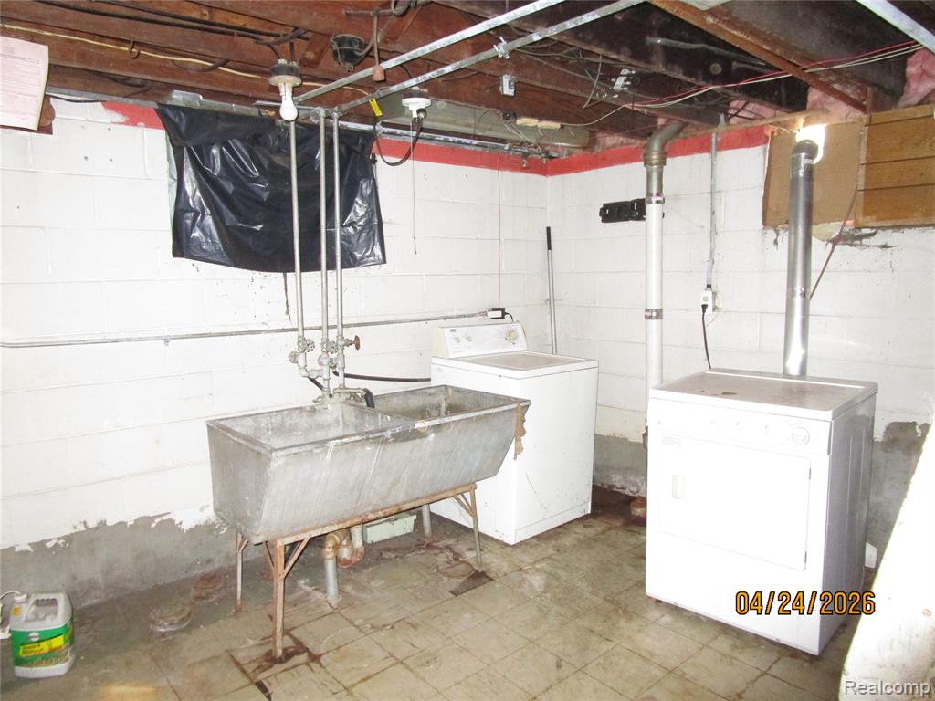 19500 Hoover Street, Detroit, MI 48205 — Photo 30