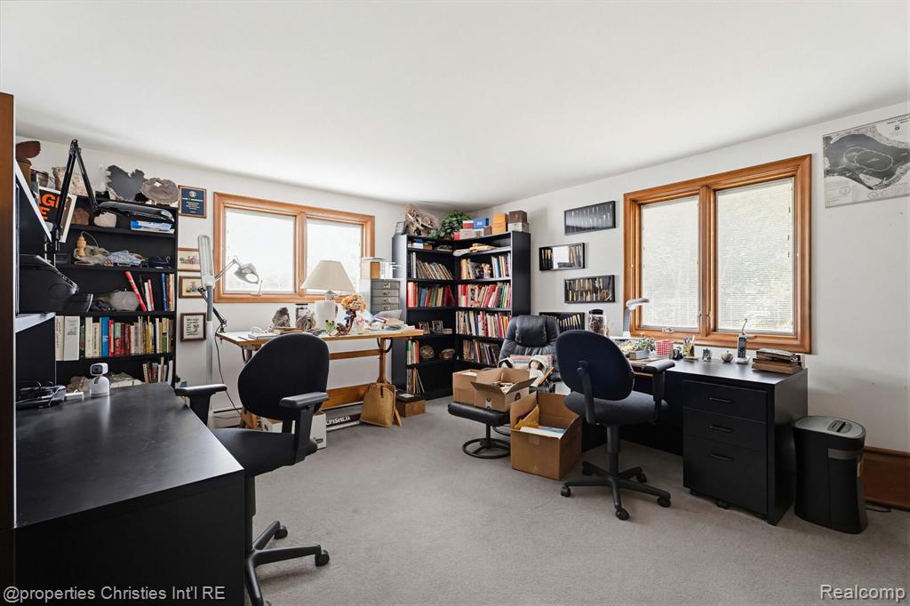 2825 Sylvan Shores Drive, Waterford, MI 48328 — Photo 21