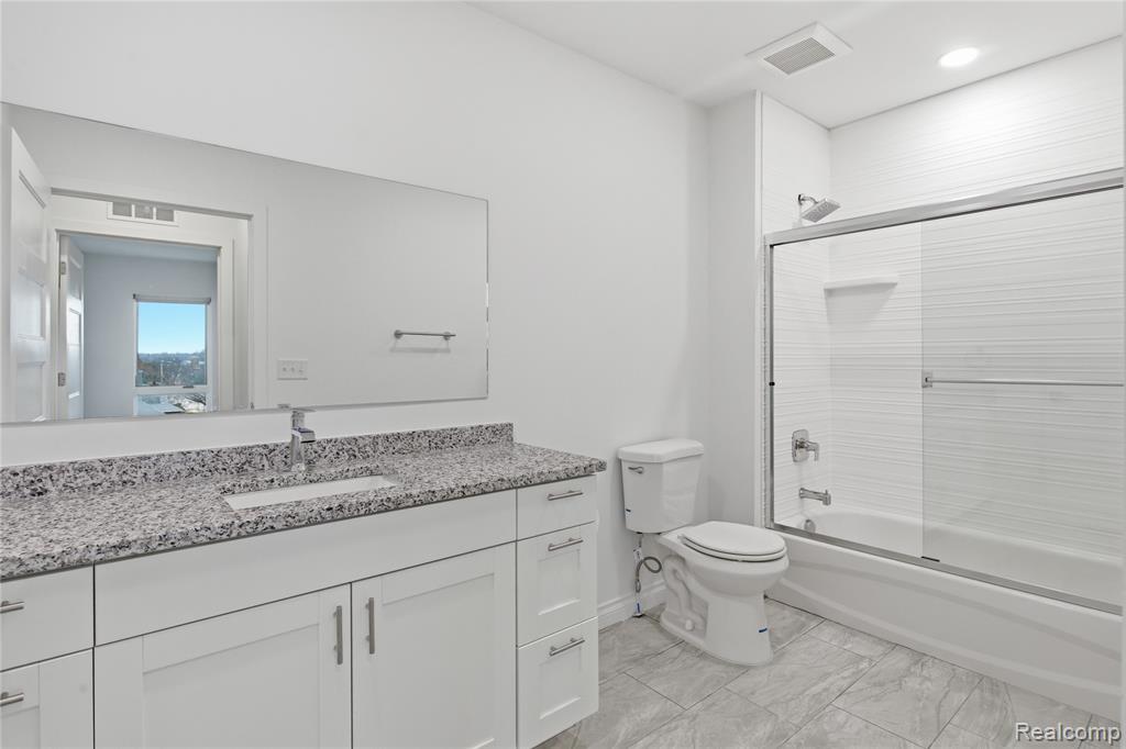 166 oak st, PH11, Wyandotte, MI — Photo 27