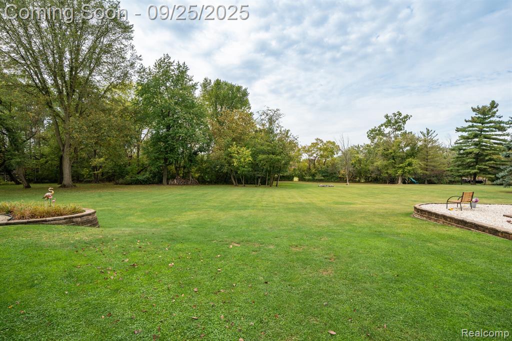 42733 Heydenreich Road, Clinton Twp, MI 48038 — Photo 34
