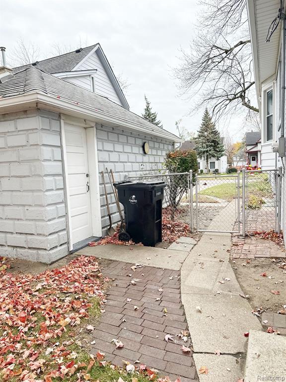 426 PLUM Street, Wyandotte, MI 48192 — Photo 52