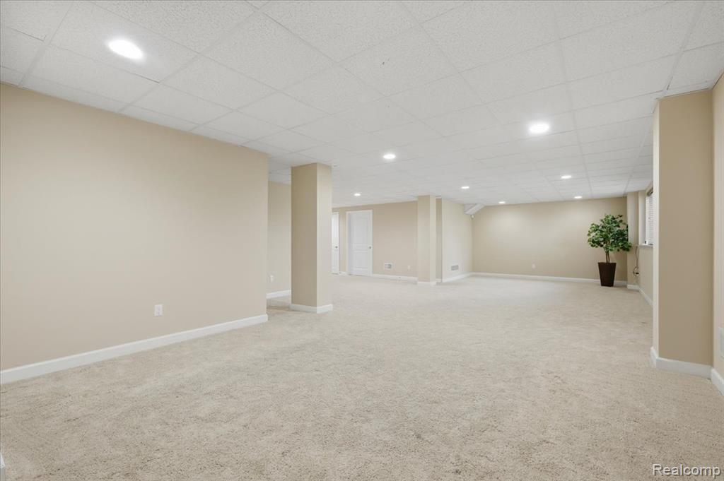 4810 E Stonegate Circle, Lake Orion, MI — Photo 45