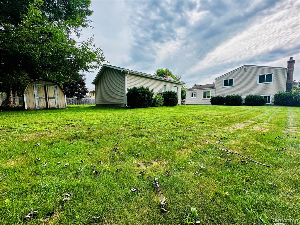 329 Cranbrook Boulevard, Monroe, MI 48162 — Photo 6
