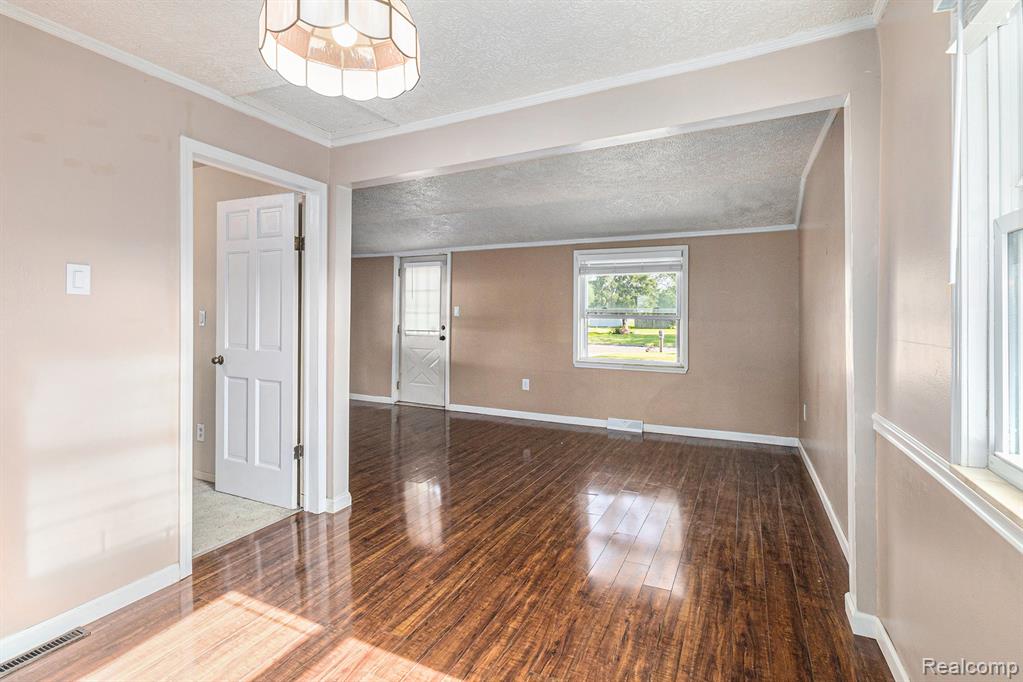 17325 Doris, Fraser, MI 48026 — Photo 10