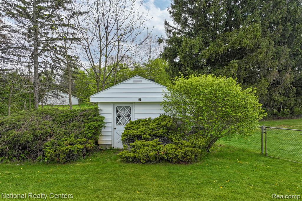 4347 N Gale Road, Davison, MI 48423 — Photo 14