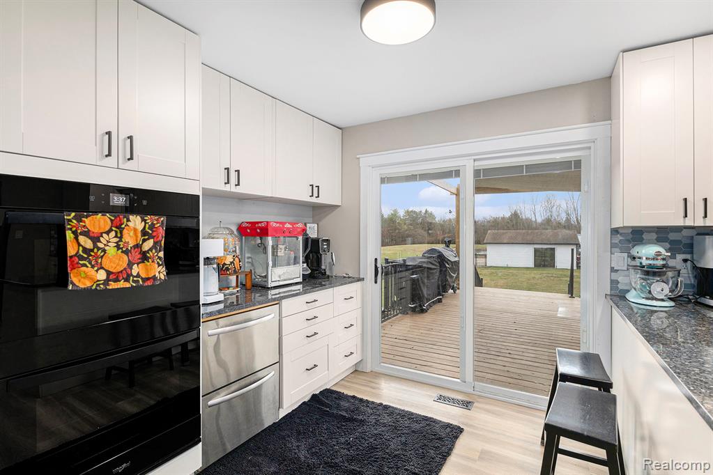 6319 Bristol Road, Swartz Creek, MI 48473 — Photo 13